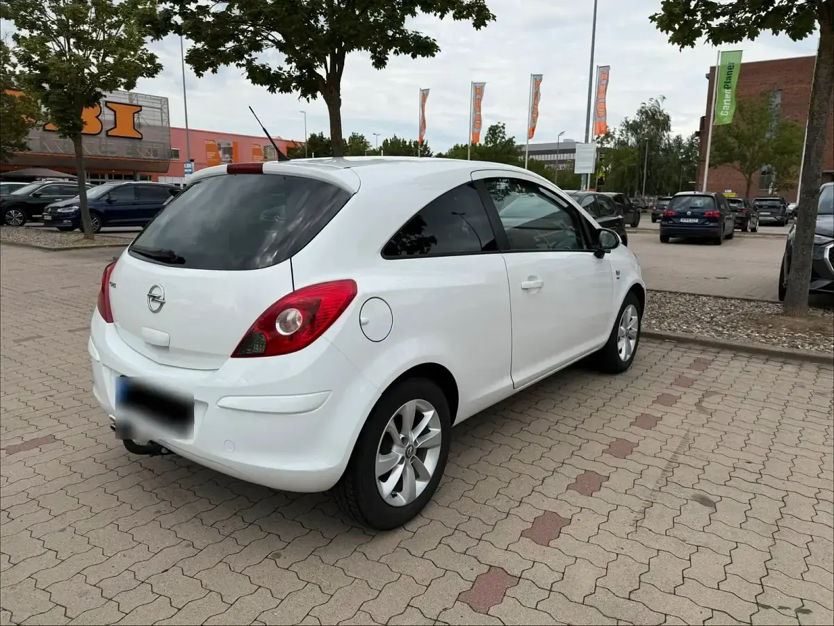 Gebraucht Opel Corsa Energy 70 PS (51 kW) 2014 Weiß Kleinwagen
