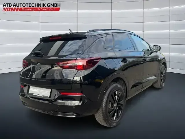 Gebraucht Opel Grandland X 131 PS (96 kW) 2024 Schwarz SUV