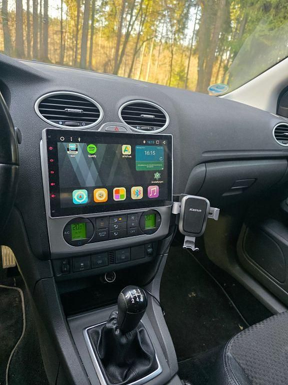 Gebraucht Ford Focus Titanium 116 PS (85 kW) 2005 Grau Limousine