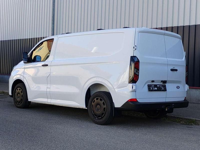 Gebraucht Ford Transit Custom Trend 136 PS (100 kW) 2024 Frostweiß Van / Kleinbus