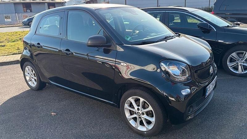 Gebraucht Smart ForFour Passion 71 PS (52 kW) 2017 Schwarz Kleinwagen