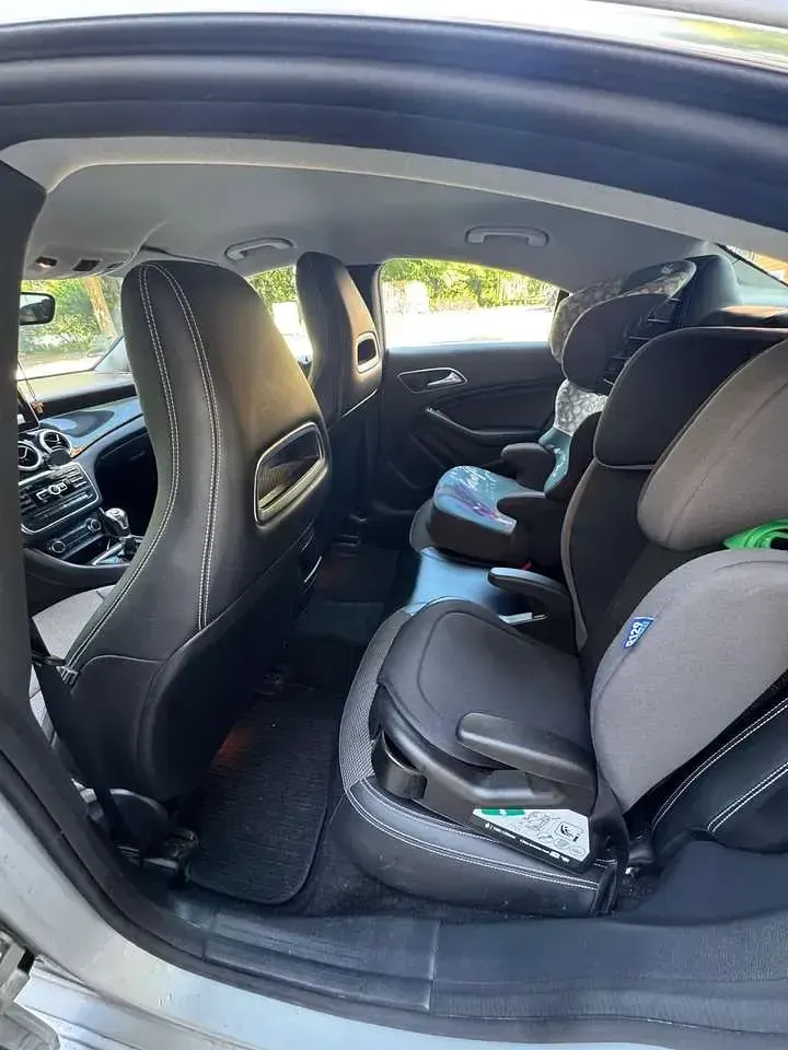 Gebraucht Mercedes CLA200 156 PS (114 kW) 2013 Grau Coupé