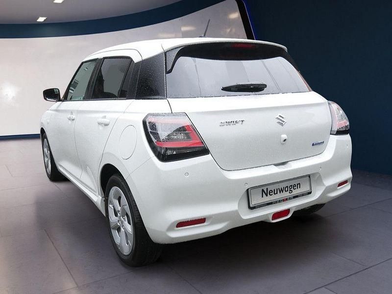 Neu Suzuki Swift Comfort 83 PS (61 kW) 2025 Weiß Limousine