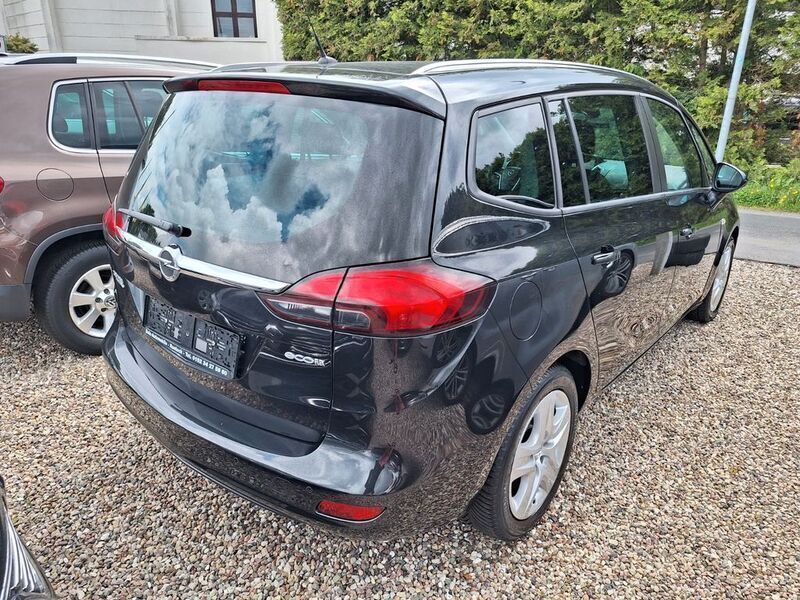 Gebraucht Opel Zafira Tourer Edition 140 PS (102 kW) 2016 Schwarz Van / Kleinbus