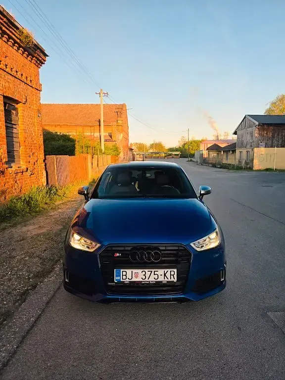 Gebraucht Audi S1 Sport 231 PS (169 kW) 2014 Blau Kleinwagen