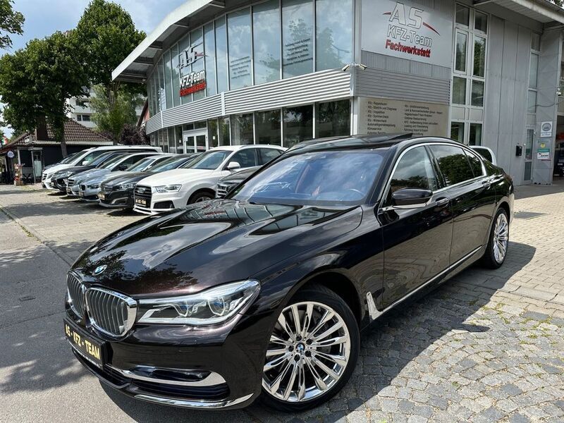 Braun Gebraucht 2017 BMW 750 Performance Limousine | 38.000 € (Teuer) - Bild 1/4