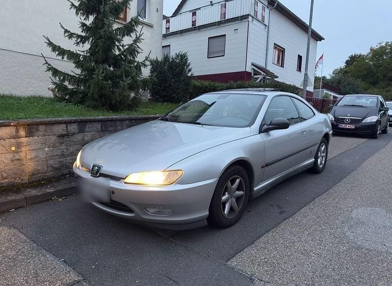 Gebraucht Peugeot 406 Coupe 132 PS (97 kW) 1998 Coupé