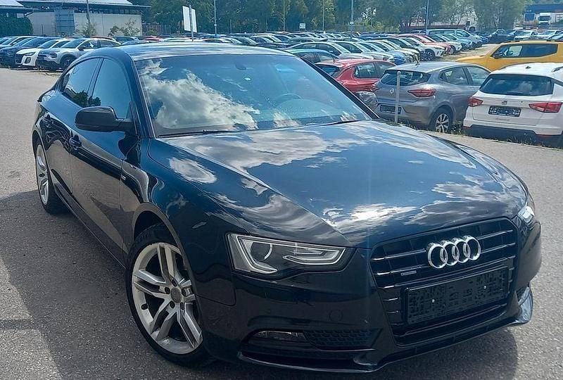 Schwarz Gebraucht 2013 Audi A5 S-Line Limousine | 13.700 € (Guter Preis) - Bild 1/4