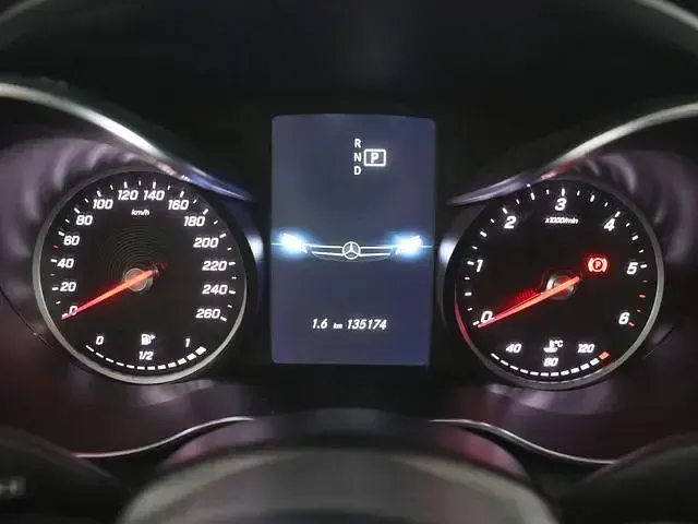 Second-hand Mercedes C220 Edition 194 CP (142 kW) 2021 Break