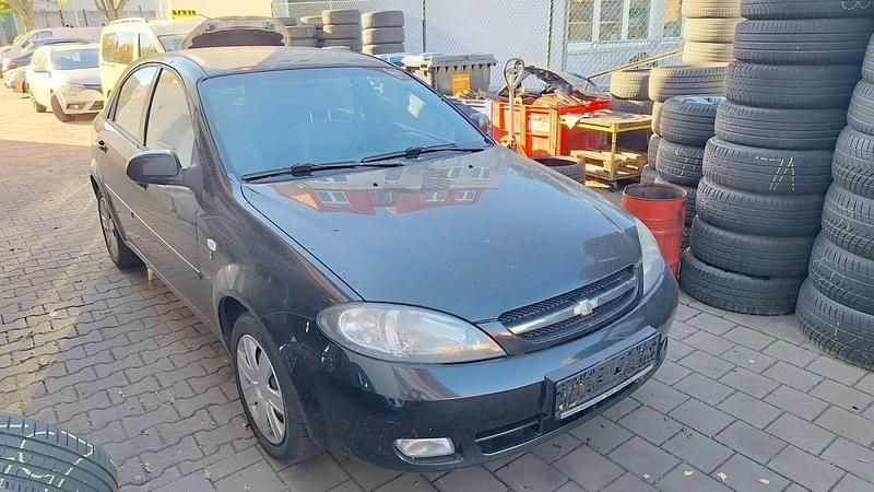 Schwarz Gebraucht 2007 Chevrolet Lacetti SE Limousine | 950 € - Bild 1/4