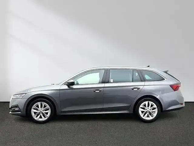 Gebraucht Skoda Octavia Style 150 PS (110 kW) 2023 Grau Kombi