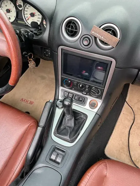 Gebraucht Mazda MX5 110 PS (80 kW) 2003 Grau Cabrio