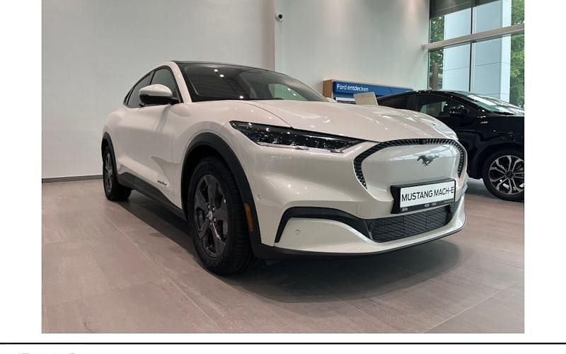 Gebraucht Ford Mustang Mach-E 197 kW (269 PS) 2022 Starwhite platinium metallic (metallic) SUV