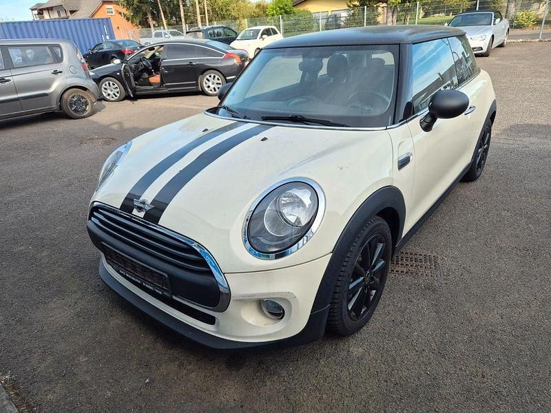 Usata Mini ONE 102 CV (75 kW) 2016 Beige Utilitaria