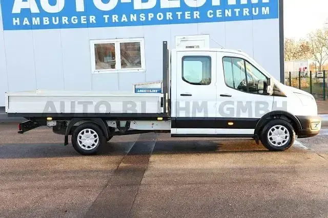 Używany Ford Transit 131 KM (96 kW) 2021 Biały Minivan
