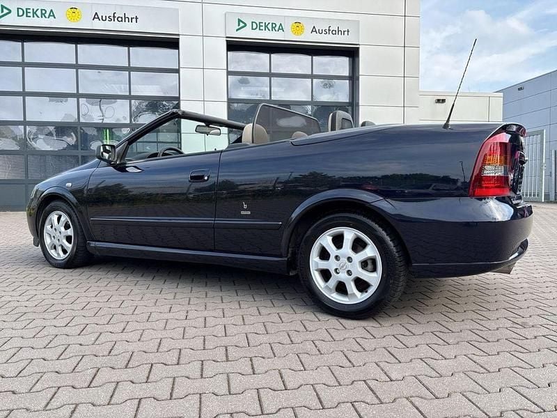 Gebraucht Opel Astra Cabriolet 103 PS (75 kW) 2003 Blau Cabrio