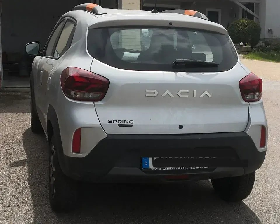 Gebraucht Dacia Spring 33 kW (45 PS) 2022 Silber Kleinwagen