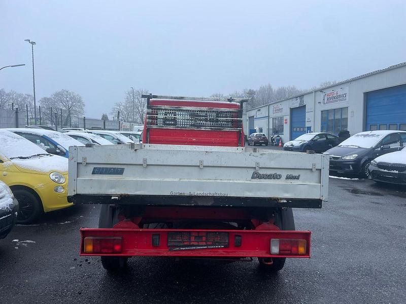 Gebraucht Fiat Ducato 128 PS (94 kW) 2001 Rot Van