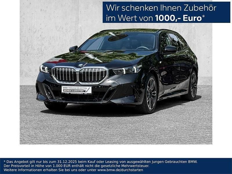 Schwarz Gebraucht 2024 BMW 520 Performance Kombi | 48.890 € (Fairer Preis) - Bild 1/4