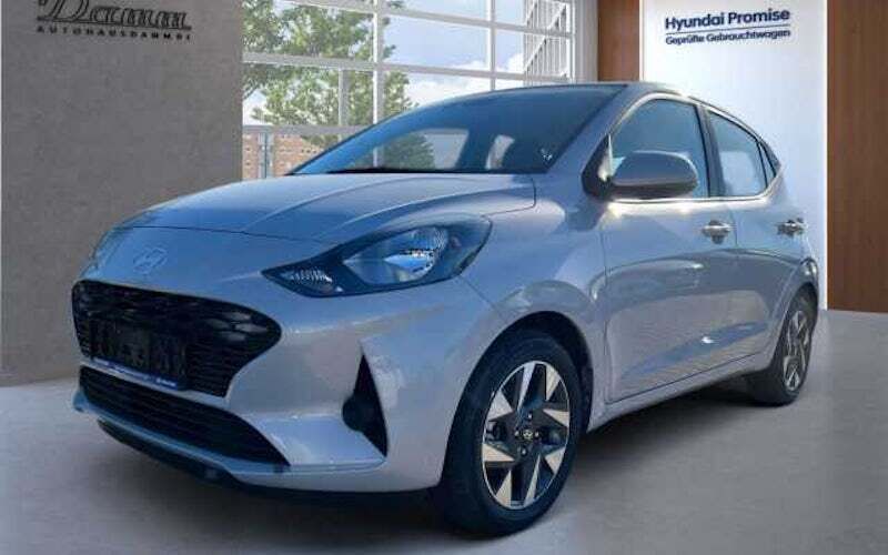 Blau Neu 2024 Hyundai i10 Trend Kleinwagen | 16.990 € (Guter Preis) - Bild 1/2