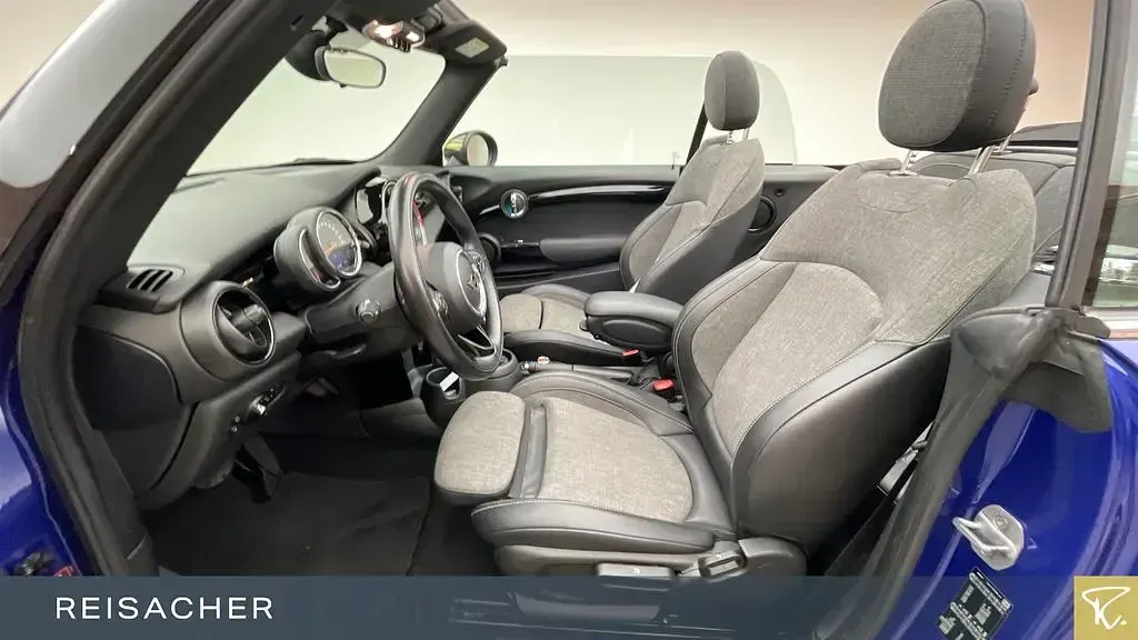 Gebraucht Mini Cooper Cabriolet Chili 136 PS (100 kW) 2019 Starlight blue metallic Cabrio