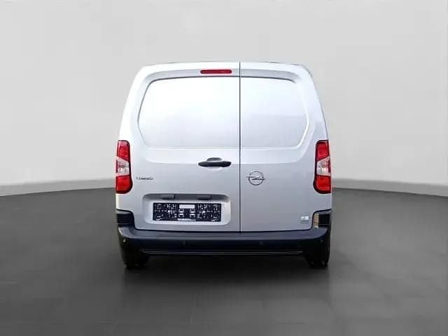 Gebraucht Opel Combo 81 PS (59 kW) 2024 Silber Van