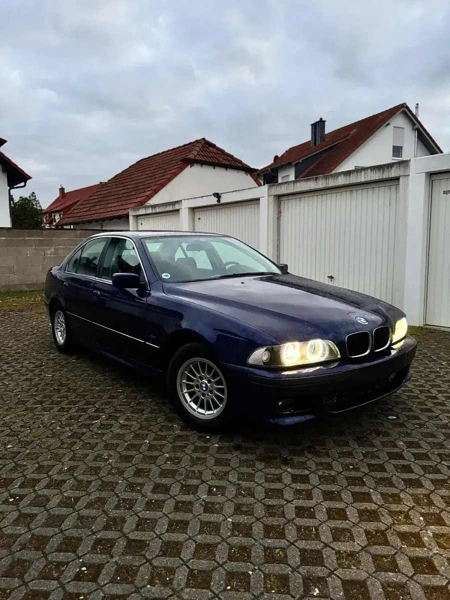 Gebraucht BMW 520 150 PS (110 kW) 1999 Blau Limousine