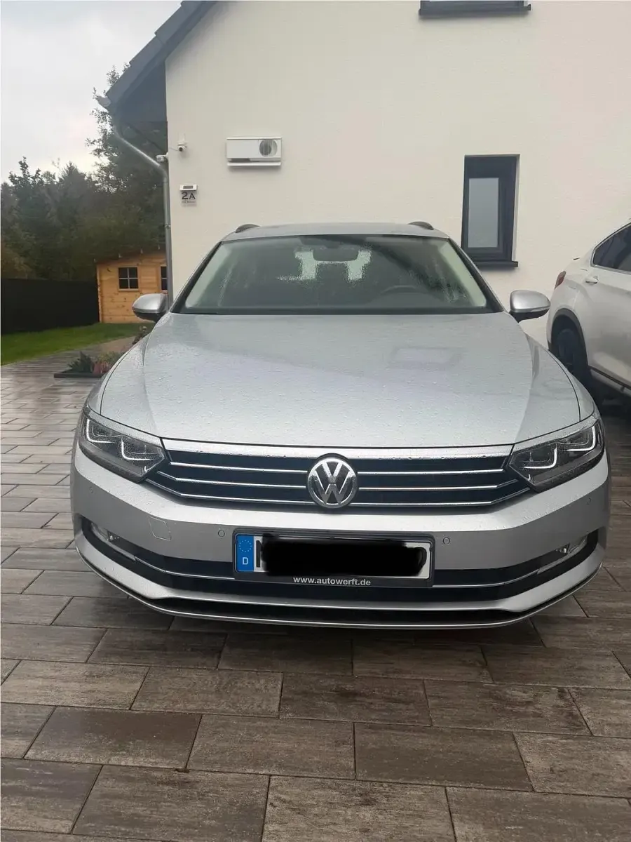Gebraucht VW Passat 150 PS (110 kW) 2016 Silber Kombi