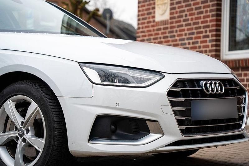 Gebraucht Audi A4 Ambiente 190 PS (139 kW) 2020 Weiß Kombi