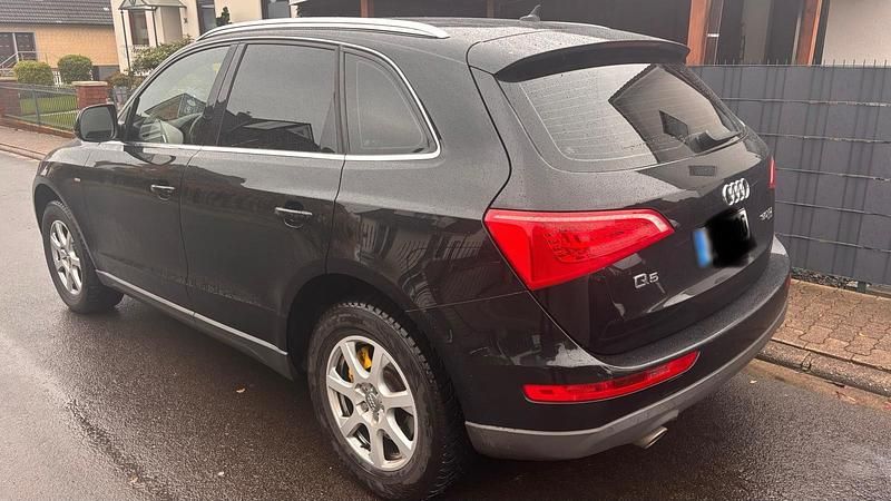Gebraucht Audi Q5 240 PS (176 kW) 2011 Schwarz SUV