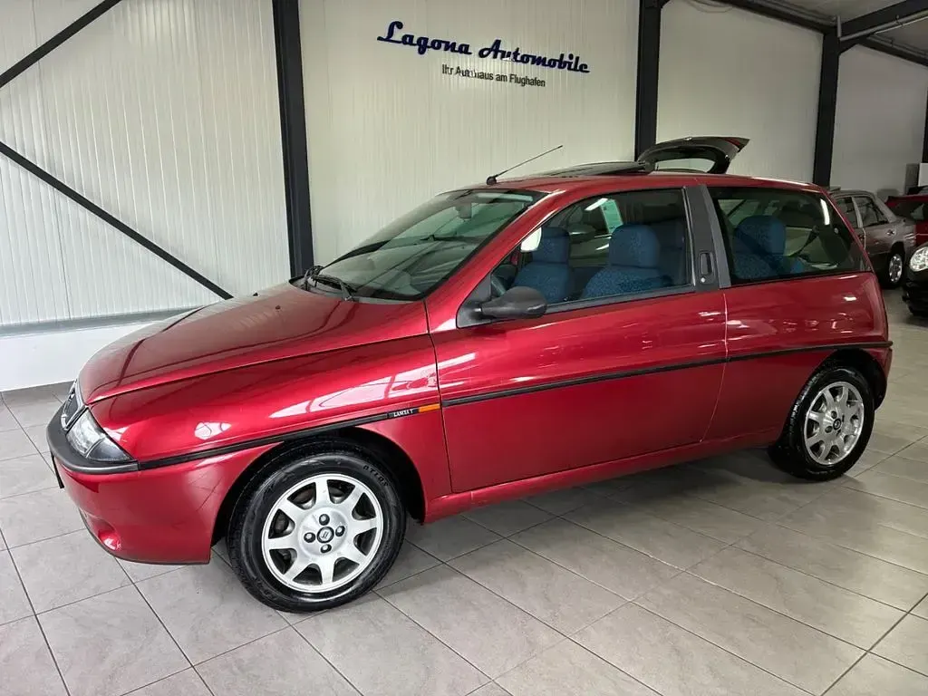 Gebraucht Lancia Ypsilon 60 PS (44 kW) 1999 Rot Kleinwagen