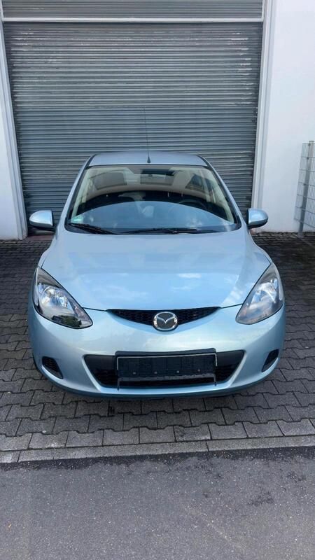 Blau Gebraucht 2010 Mazda 2 Kleinwagen | 5.800 € (Fairer Preis) - Bild 1/4