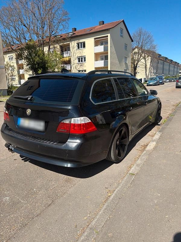 Second-hand BMW 545 333 CP (244 kW) 2004 Negru Break