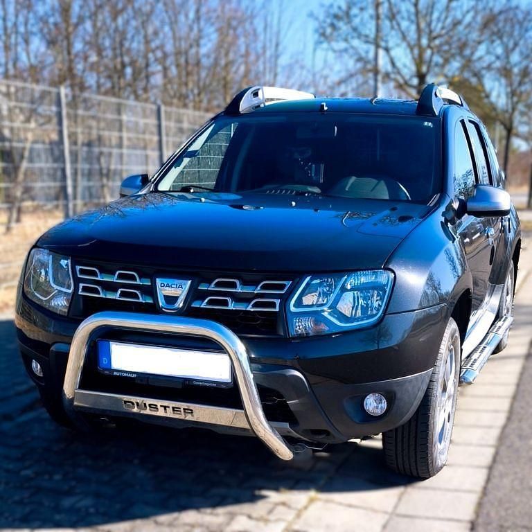 Gebraucht Dacia Duster Prestige 125 PS (91 kW) 2015 Schwarz SUV