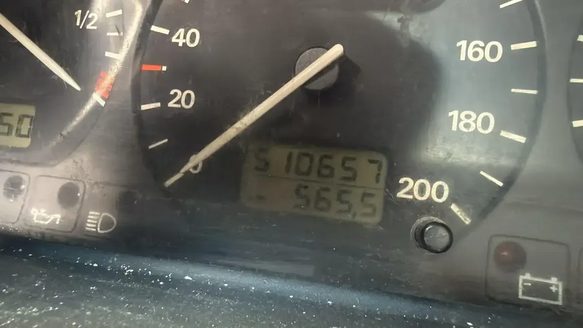 Gebraucht VW T4 102 PS (75 kW) 1997 Violet Van