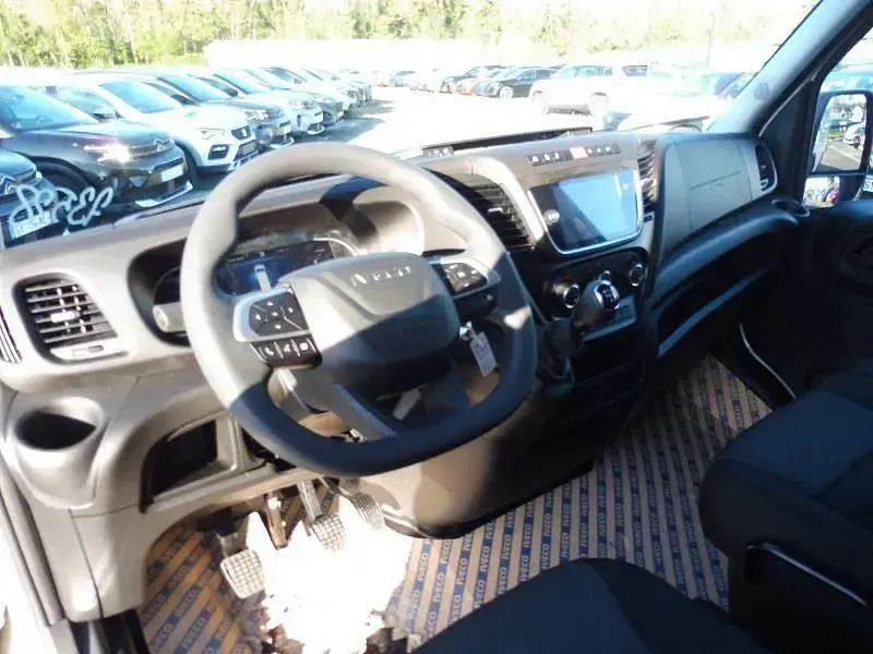 Neu Iveco Daily 177 PS (130 kW) 2026 Blanc Van
