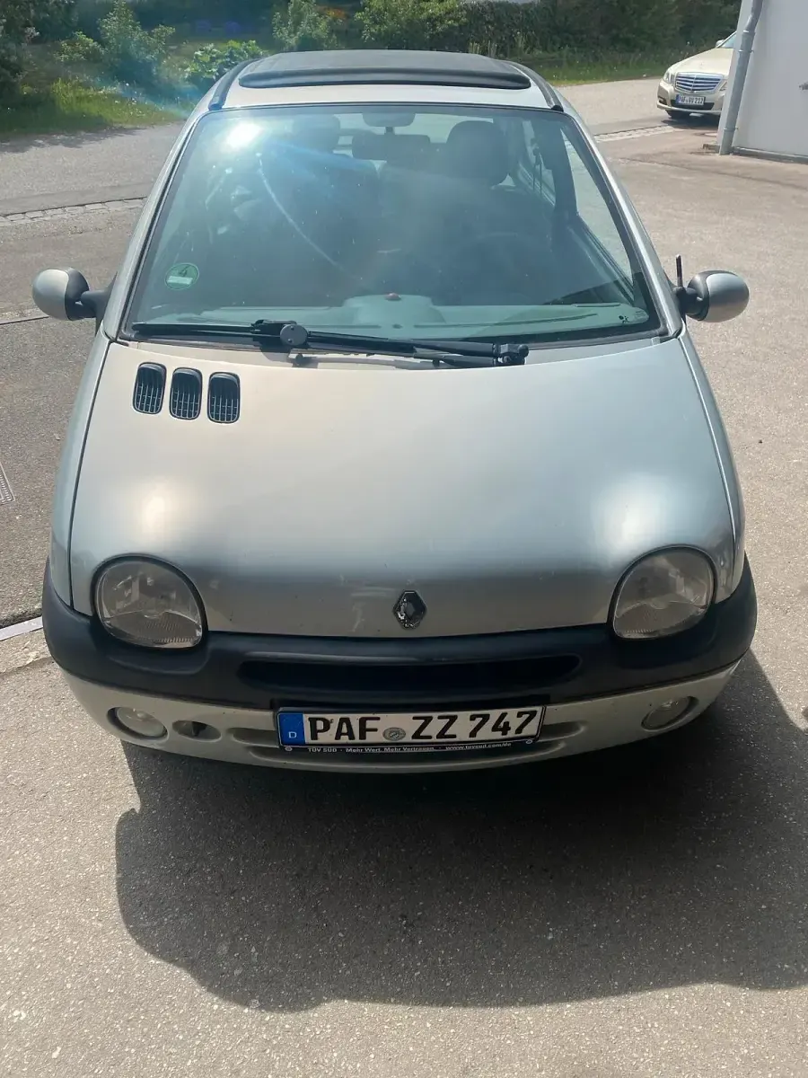 Gebraucht Renault Twingo 58 PS (42 kW) 2005 Silber Kleinwagen