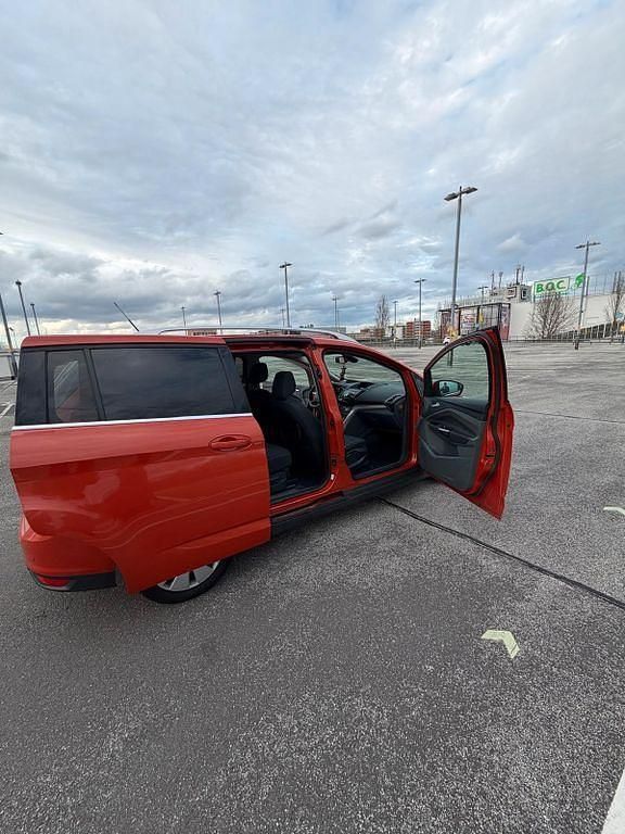 Gebraucht Ford Grand C-Max Titanium 150 PS (110 kW) 2011 Orange Van / Kleinbus