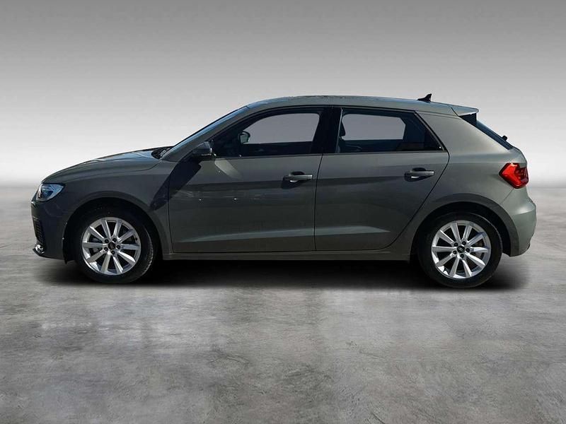 Gebraucht Audi A1 116 PS (85 kW) 2025 Z7 chronosgrau metallic SUV