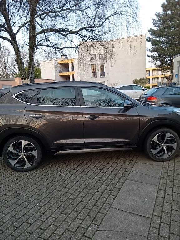 Gebraucht Hyundai Tucson 177 PS (130 kW) 2017 Braun SUV