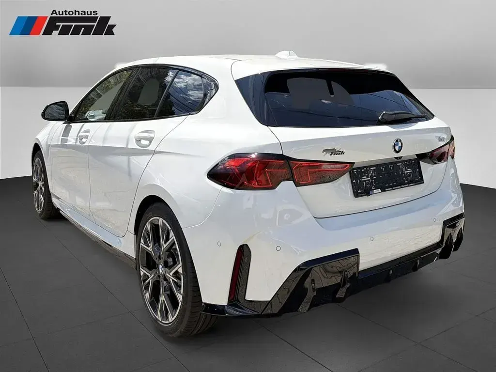 Neu BMW 120 M Sport 170 PS (125 kW) 2026 Alpinweiss iii Kleinwagen
