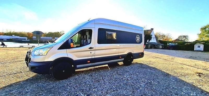 Usata Ford Transit Trend 170 CV (125 kW) 2017 Grigio Furgone