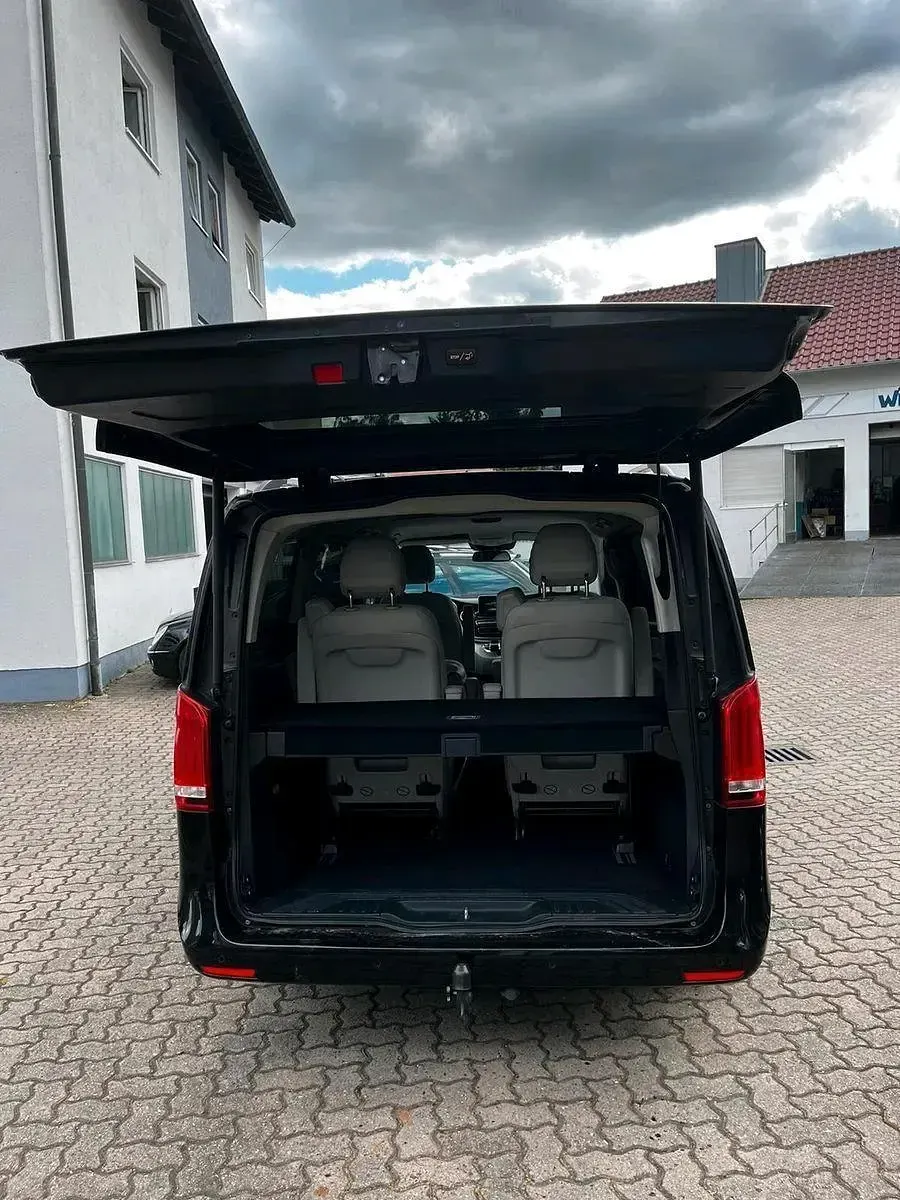Gebraucht Mercedes V250 190 PS (139 kW) 2015 Schwarz Van / Kleinbus