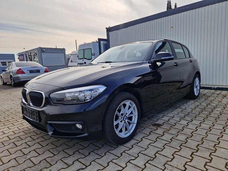 Gebraucht BMW 116 Advantage 116 PS (85 kW) 2017 Schwarz Kleinwagen