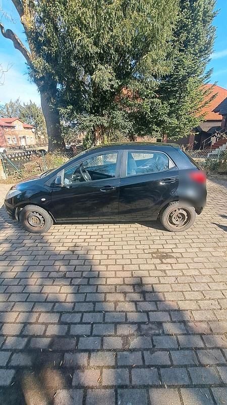 Second-hand Mazda 2 75 CP (55 kW) 2008 Negru Hatchback