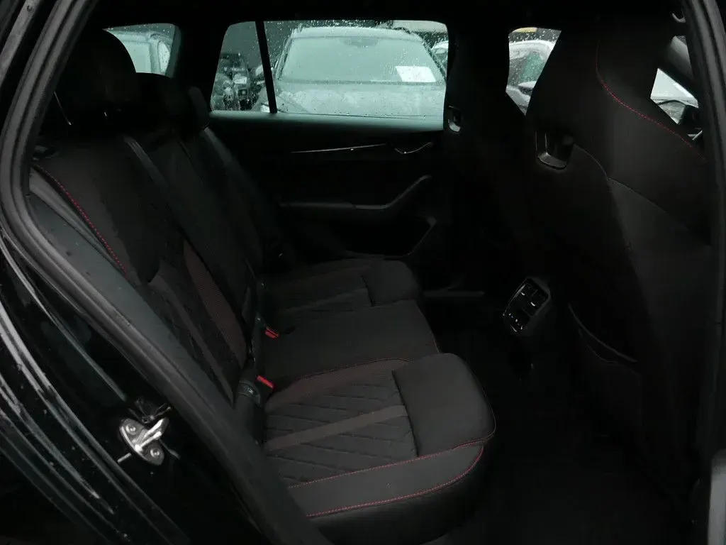 Gebraucht Skoda Octavia RS 200 PS (147 kW) 2022 Schwarz Kombi