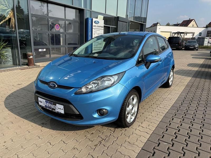 Gebraucht Ford Fiesta Trend 82 PS (60 kW) 2008 Blau Kleinwagen