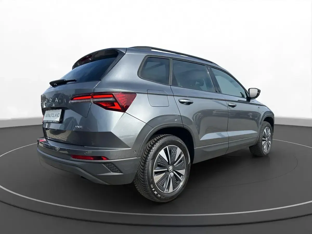 Gebraucht Skoda Karoq Tour 150 PS (110 kW) 2025 Grau SUV