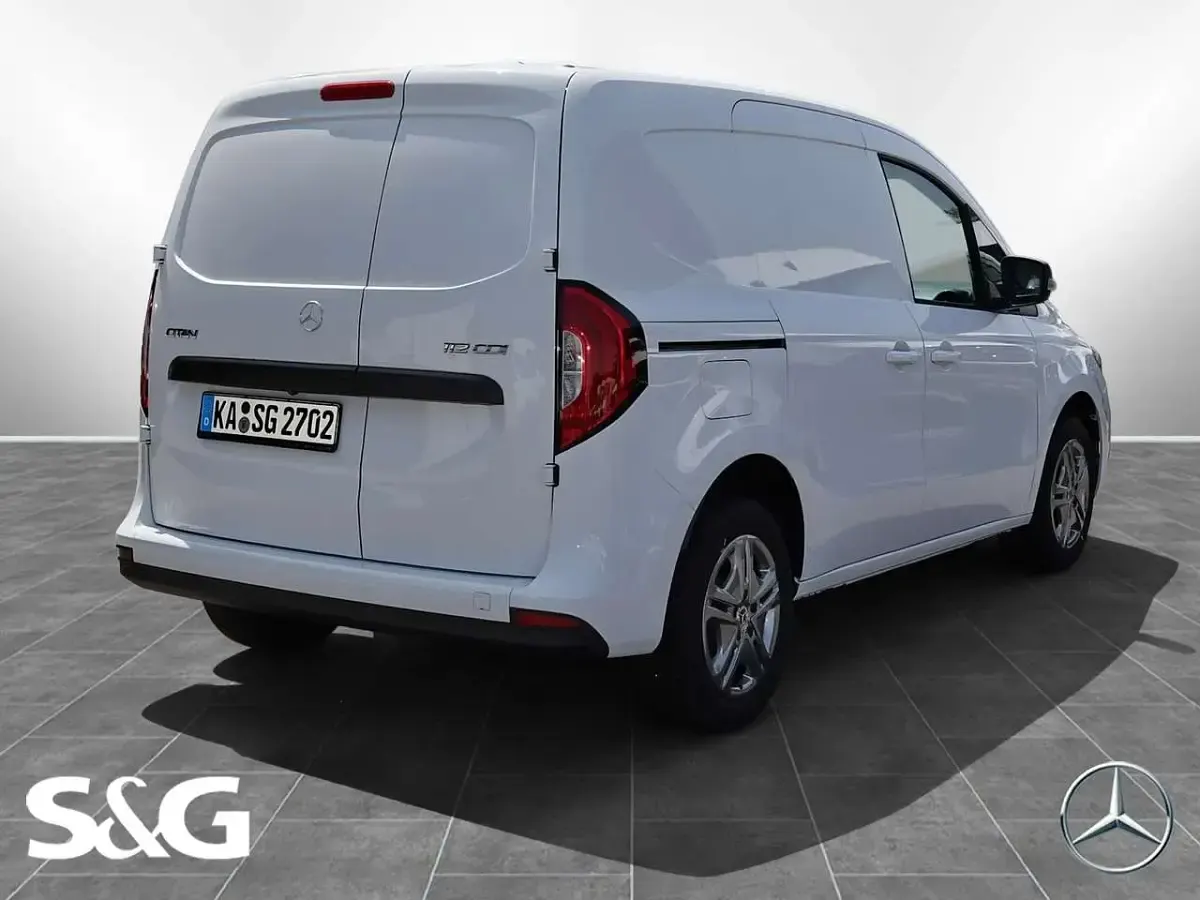 Gebraucht Mercedes Citan 112 116 PS (85 kW) 2026 Arktikweiß Van / Kleinbus