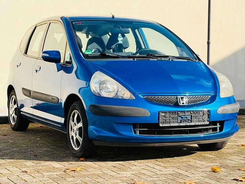 Blau Gebraucht 2006 Honda Jazz LS Kleinwagen | 2.990 € (Teuer) - Bild 1/4